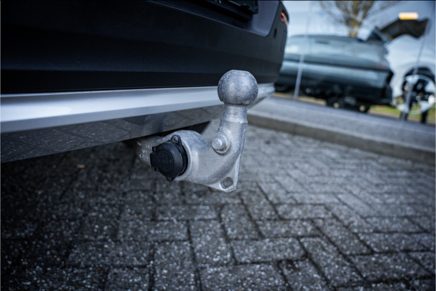 Volvo XC40 T5 Plug-in hybrid Plus Bright ** Leder ** Camera ** Harman/Kardon ** 20inch **  Memory Seats