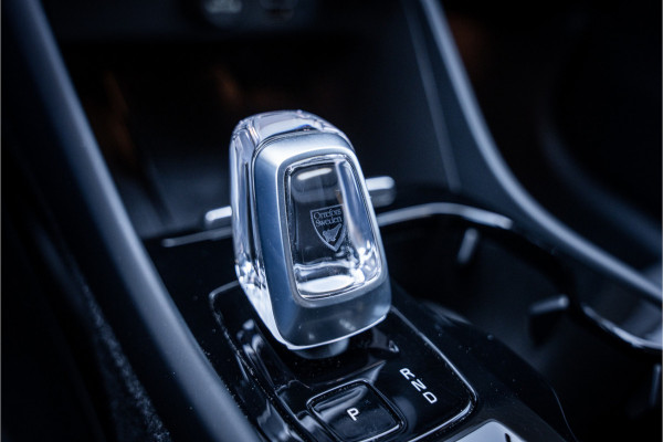 Volvo XC40 T5 Plug-in hybrid Plus Bright ** Leder ** Camera ** Harman/Kardon ** 20inch **  Memory Seats