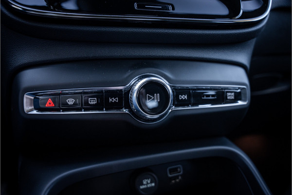 Volvo XC40 T5 Plug-in hybrid Plus Bright ** Leder ** Camera ** Harman/Kardon ** 20inch **  Memory Seats