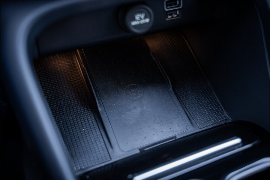 Volvo XC40 T5 Plug-in hybrid Plus Bright ** Leder ** Camera ** Harman/Kardon ** 20inch **  Memory Seats