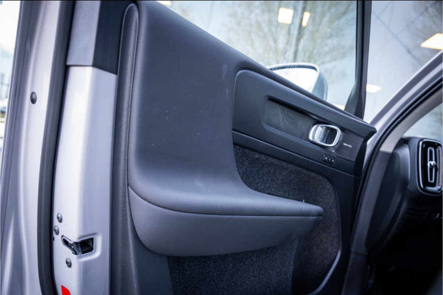 Volvo XC40 T5 Plug-in hybrid Plus Bright ** Leder ** Camera ** Harman/Kardon ** 20inch **  Memory Seats