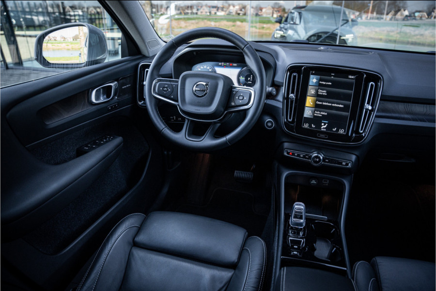 Volvo XC40 T5 Plug-in hybrid Plus Bright ** Leder ** Camera ** Harman/Kardon ** 20inch **  Memory Seats