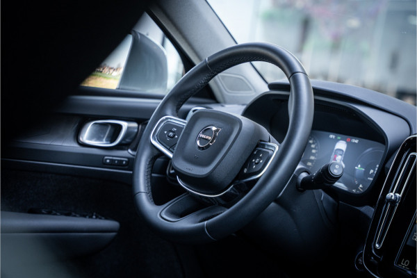 Volvo XC40 T5 Plug-in hybrid Plus Bright ** Leder ** Camera ** Harman/Kardon ** 20inch **  Memory Seats