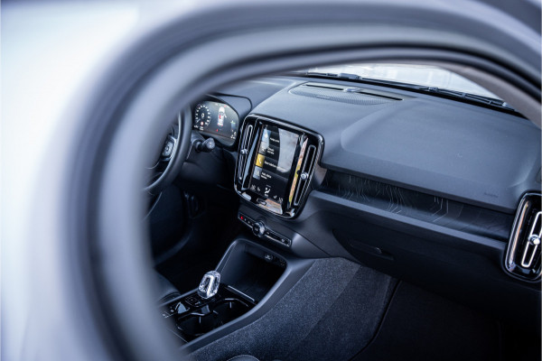 Volvo XC40 T5 Plug-in hybrid Plus Bright ** Leder ** Camera ** Harman/Kardon ** 20inch **  Memory Seats