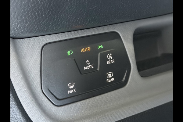 Volkswagen ID. Buzz Cargo 77 kWh / Camera / Elektr deur Trekhaak