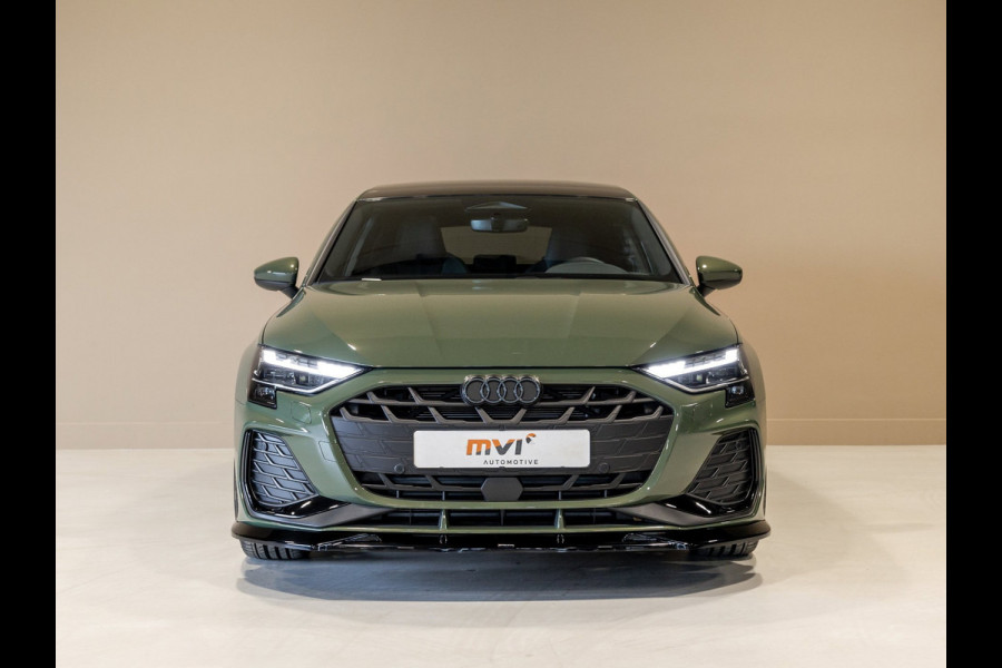 Audi A3 Sportback 35 TFSI S edition / 150pk / Maxton / Panorama dak / Sonos / Achteruitrij camera /