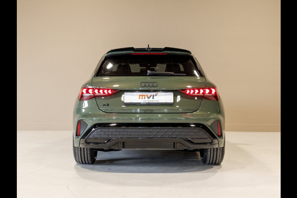Audi A3 Sportback 35 TFSI S edition / 150pk / Maxton / Panorama dak / Sonos / Achteruitrij camera /