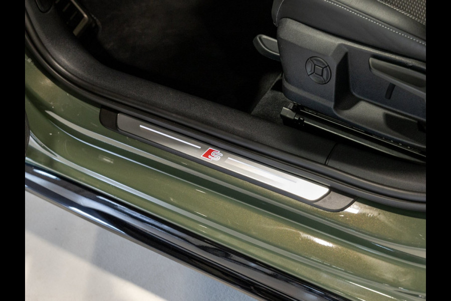 Audi A3 Sportback 35 TFSI S edition / 150pk / Maxton / Panorama dak / Sonos / Achteruitrij camera /
