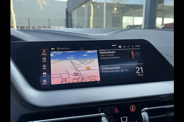 BMW 1-serie M135i xDrive High Executive M Sport 306pk Automaat | Panodak | Elektr. achterklep | Parking Pakket | Spiegel Pakket | Draadloze telefoonlader | etc. etc.