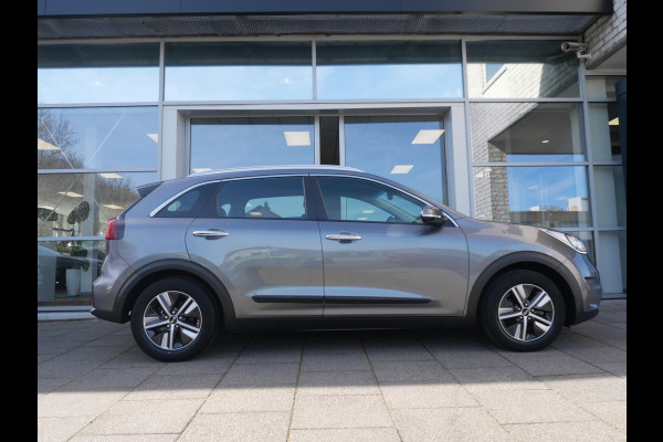 Kia Niro 1.6 GDi Hybrid DynamicLine | Trekhaak | Cruise | Clima  Navi | Carplay | Camera |