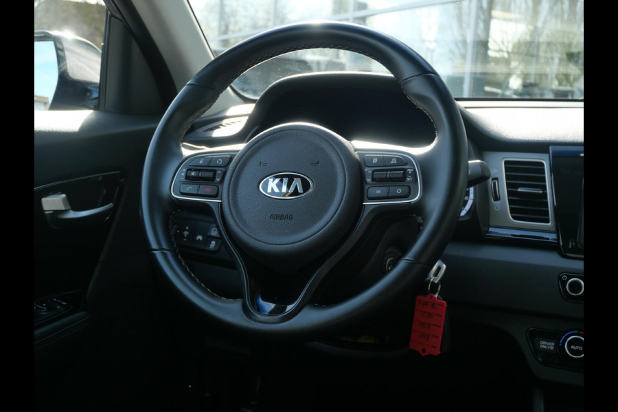 Kia Niro 1.6 GDi Hybrid DynamicLine | Trekhaak | Cruise | Clima  Navi | Carplay | Camera |