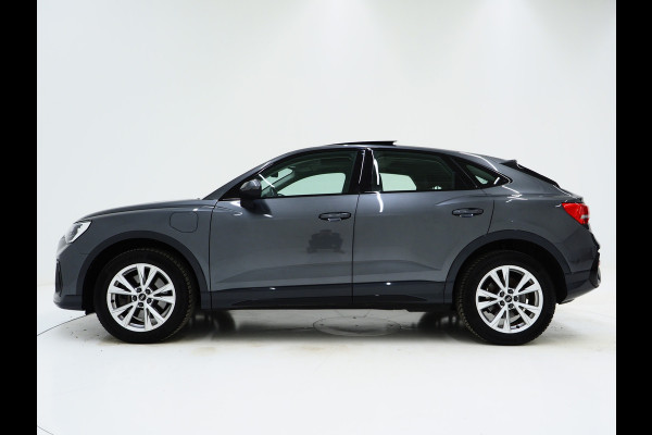 Audi Q3 Sportback 45 TFSI e Edition Full Black | Panoramadak | Stoelverwarming | Virtual | Cruise | PDC | LED | Carplay