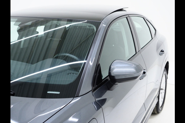 Audi Q3 Sportback 45 TFSI e Edition Full Black | Panoramadak | Stoelverwarming | Virtual | Cruise | PDC | LED | Carplay