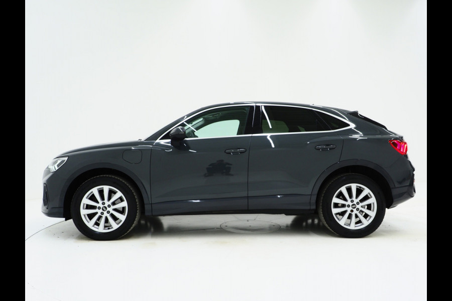 Audi Q3 Sportback 45 TFSI e Edition | Leder | Camera | Adaptive Cruise | Dodehoekdetectie | Stoelverwarming | Carplay