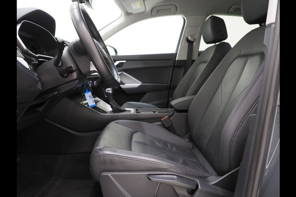 Audi Q3 Sportback 45 TFSI e Edition | Leder | Camera | Adaptive Cruise | Dodehoekdetectie | Stoelverwarming | Carplay