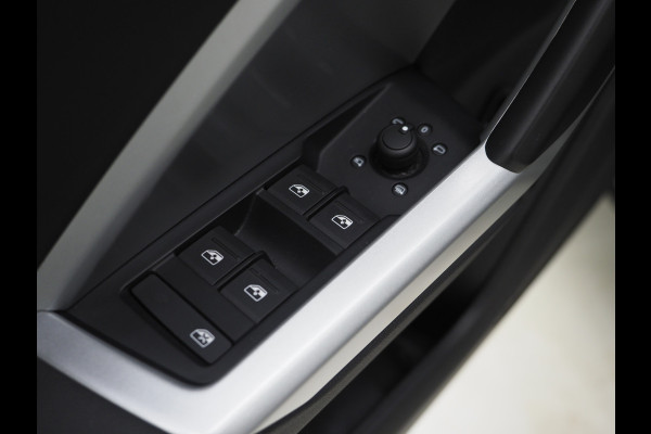 Audi Q3 Sportback 45 TFSI e Edition | Leder | Camera | Adaptive Cruise | Dodehoekdetectie | Stoelverwarming | Carplay