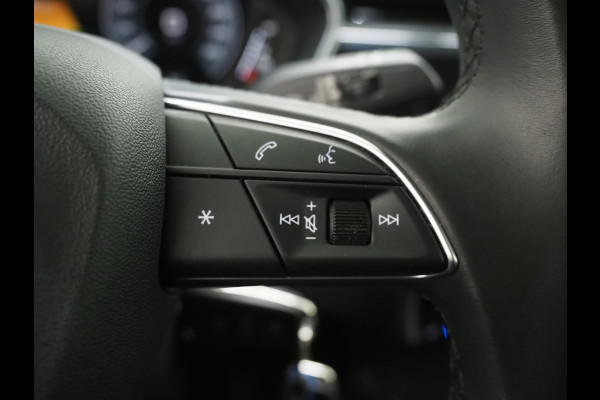 Audi Q3 Sportback 45 TFSI e Edition | Leder | Camera | Adaptive Cruise | Dodehoekdetectie | Stoelverwarming | Carplay