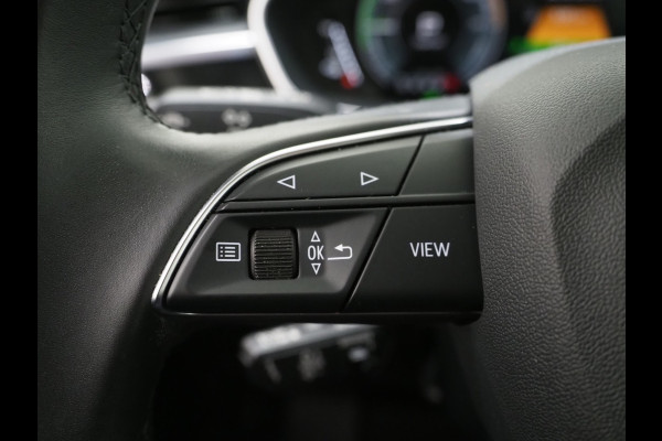Audi Q3 Sportback 45 TFSI e Edition | Leder | Camera | Adaptive Cruise | Dodehoekdetectie | Stoelverwarming | Carplay