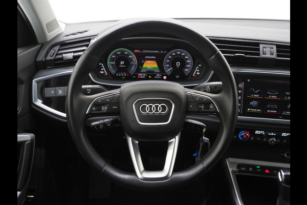 Audi Q3 Sportback 45 TFSI e Edition | Leder | Camera | Adaptive Cruise | Dodehoekdetectie | Stoelverwarming | Carplay