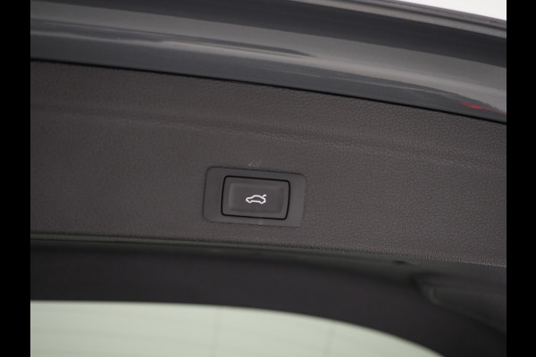 Audi Q3 Sportback 45 TFSI e Edition | Leder | Camera | Adaptive Cruise | Dodehoekdetectie | Stoelverwarming | Carplay