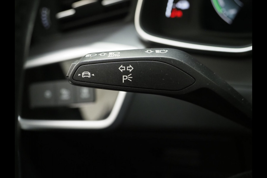 Audi A6 Avant 50 TFSI e quattro | Leder | Trekhaak | 360 | Keyless | Adaptive Cruise | Memory | Carplay