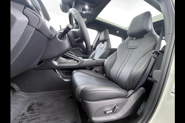 BYD ATTO 2 Boost 45 kWh VAN €31.900,- VOOR € 27.877,- UW LENTEVOORDEEL €4.023,-! | DIRECT LEVERBAAR | Volledige BYD Fabrieksgarantie t/m 11-2030 of 150.000 km | Stoel & Stuurverwarming | Adaptieve Cruise | 360° Camera | Panoramadak | Dodehoekassistent | Origineel NL Auto