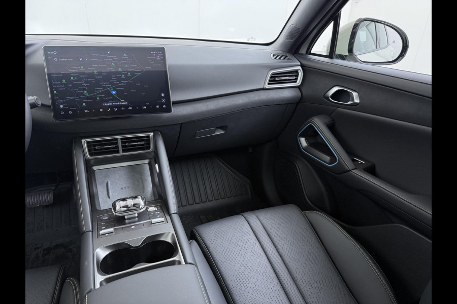 BYD ATTO 2 Boost 45 kWh VAN €31.900,- VOOR € 27.877,- UW LENTEVOORDEEL €4.023,-! | DIRECT LEVERBAAR | Volledige BYD Fabrieksgarantie t/m 11-2030 of 150.000 km | Stoel & Stuurverwarming | Adaptieve Cruise | 360° Camera | Panoramadak | Dodehoekassistent | Origineel NL Auto