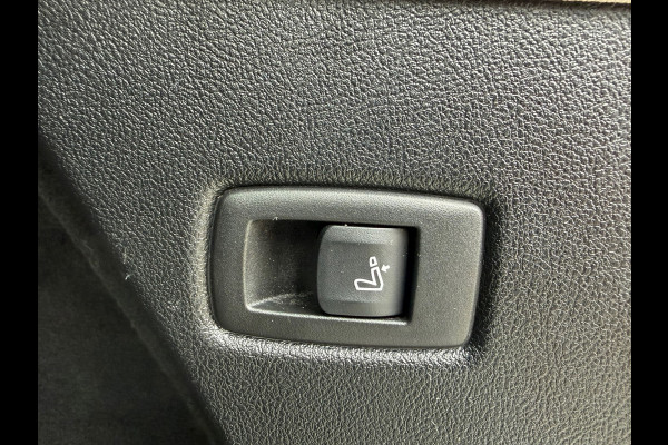 BMW 5 Serie Touring 530e xDrive Executive / Navi / Climate / Camera / Panormadak / Leder / 20"breedset