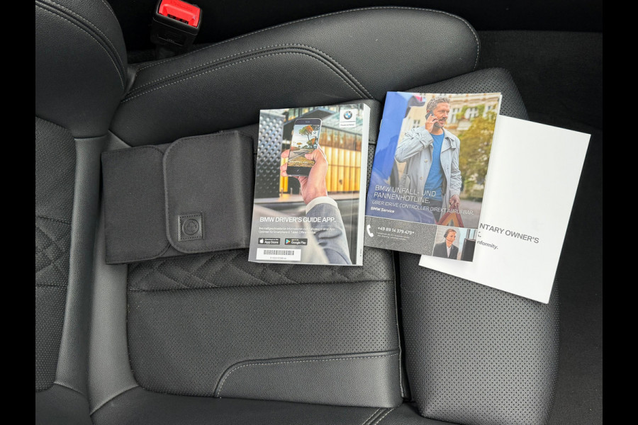 BMW 5 Serie Touring 530e xDrive Executive / Navi / Climate / Camera / Panormadak / Leder / 20"breedset