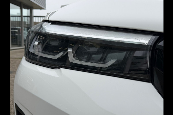 BMW 5 Serie Touring 530e xDrive Executive / Navi / Climate / Camera / Panormadak / Leder / 20"breedset