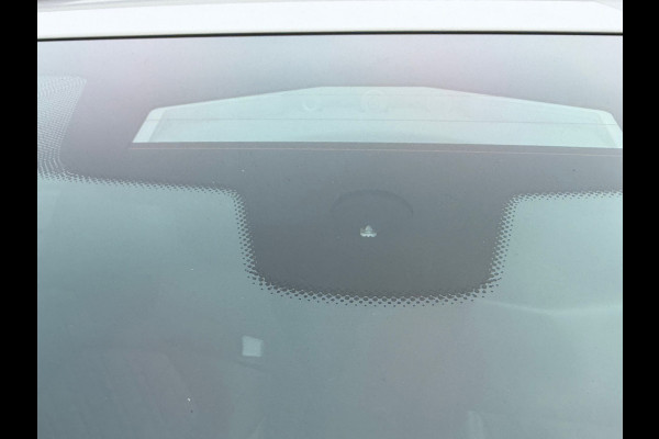 BMW 5 Serie Touring 530e xDrive Executive / Navi / Climate / Camera / Panormadak / Leder / 20"breedset