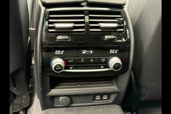 BMW 5 Serie Touring 530e xDrive Executive / Navi / Climate / Camera / Panormadak / Leder / 20"breedset