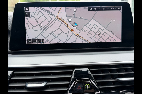 BMW 5 Serie Touring 530e xDrive Executive / Navi / Climate / Camera / Panormadak / Leder / 20"breedset