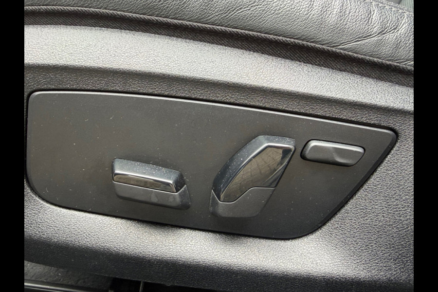 BMW 5 Serie Touring 530e xDrive Executive / Navi / Climate / Camera / Panormadak / Leder / 20"breedset