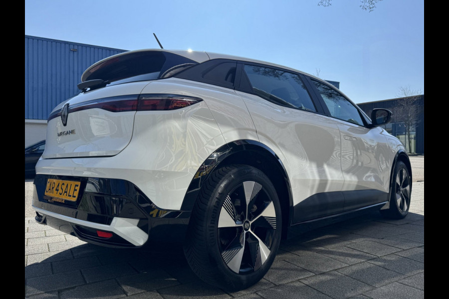 Renault Mégane E-Tech EV40 Boost Charge Equilibre - AUTOMAAT I Apple CarPlay / Navigatie I Sport velgen 18 inch I Nieuw Staat