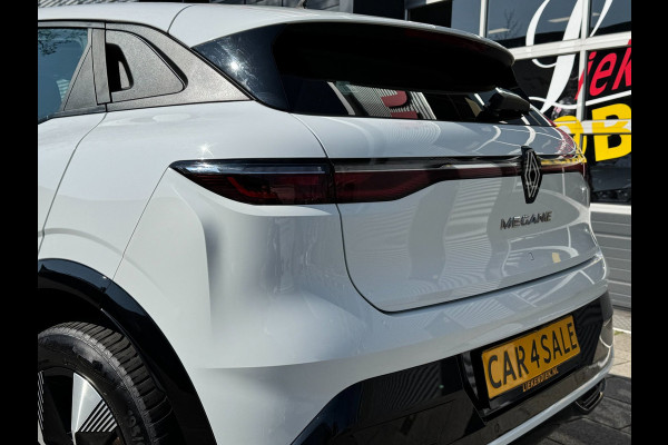 Renault Mégane E-Tech EV40 Boost Charge Equilibre - AUTOMAAT I Apple CarPlay / Navigatie I Sport velgen 18 inch I Nieuw Staat