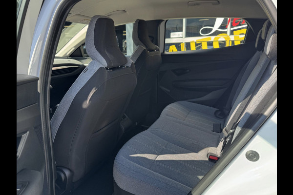 Renault Mégane E-Tech EV40 Boost Charge Equilibre - AUTOMAAT I Apple CarPlay / Navigatie I Sport velgen 18 inch I Nieuw Staat