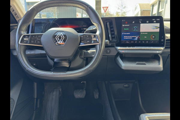 Renault Mégane E-Tech EV40 Boost Charge Equilibre - AUTOMAAT I Apple CarPlay / Navigatie I Sport velgen 18 inch I Nieuw Staat
