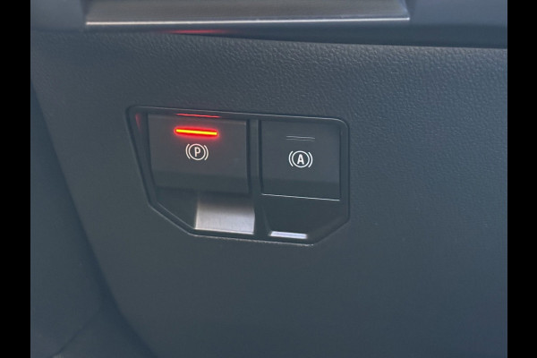 Renault Mégane E-Tech EV40 Boost Charge Equilibre - AUTOMAAT I Apple CarPlay / Navigatie I Sport velgen 18 inch I Nieuw Staat