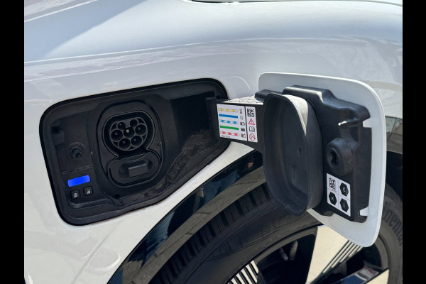 Renault Mégane E-Tech EV40 Boost Charge Equilibre - AUTOMAAT I Apple CarPlay / Navigatie I Sport velgen 18 inch I Nieuw Staat