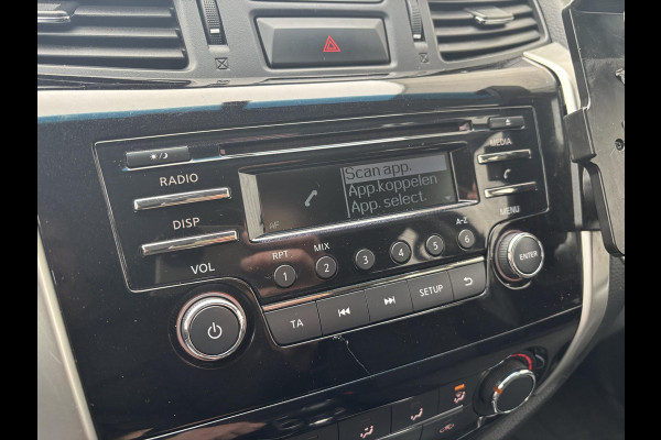 Nissan Navara 2.3 dCi Acenta DoubleCab Veth*5PERS*A/C*CRUISE*4WD