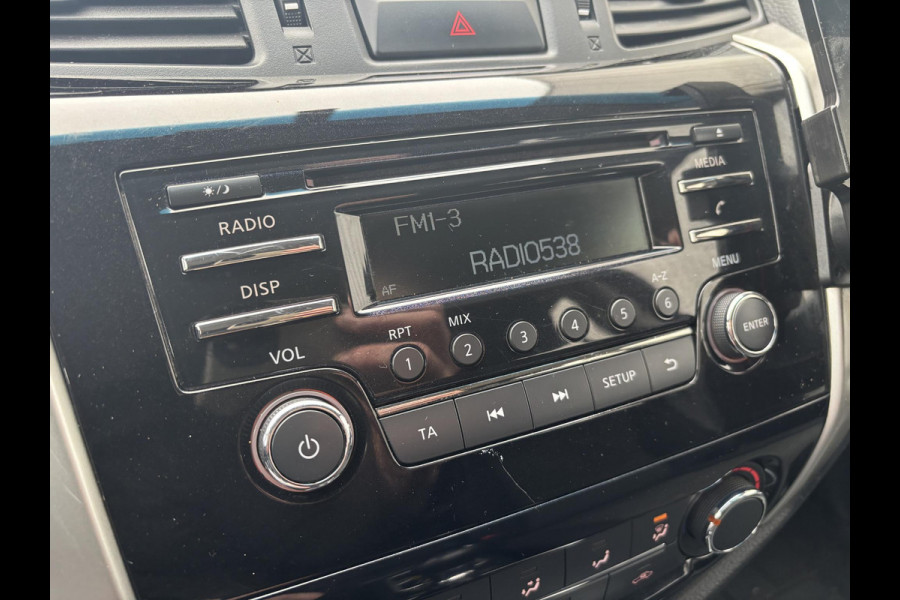 Nissan Navara 2.3 dCi Acenta DoubleCab Veth*5PERS*A/C*CRUISE*4WD