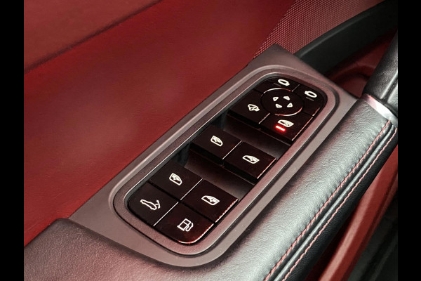 Porsche Cayenne Coupé 3.0 E-Hybrid 463PK - Matt Zwart I Panorama dak I Leer I Navigatie en nog veel Meer...