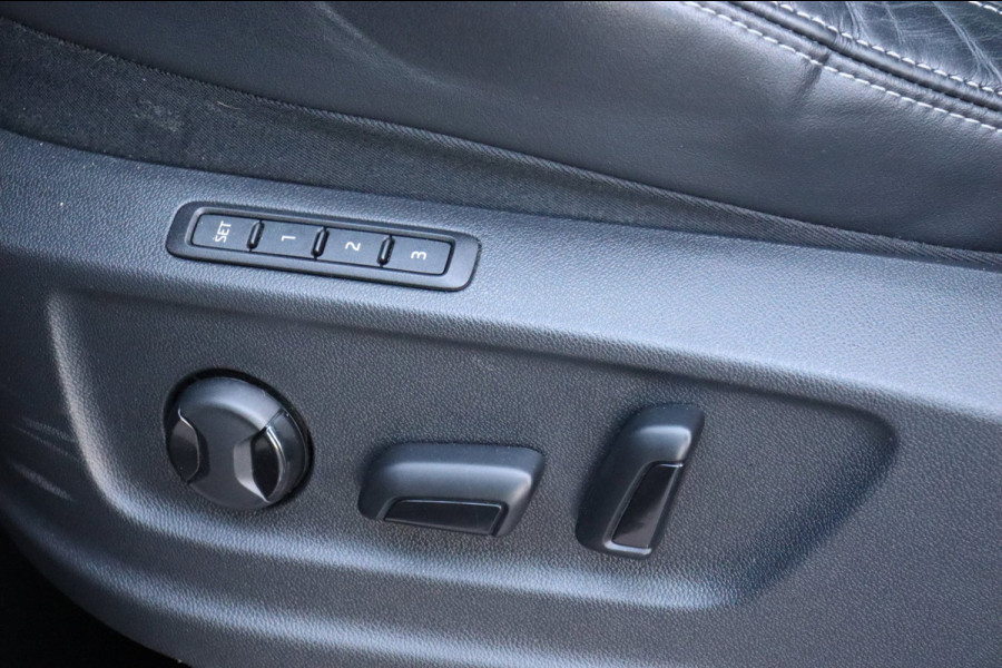 Škoda Kodiaq 1.5 TSI Sportline Business org.NL schuifdak trekhaak el.klep canton leer+verw. camera