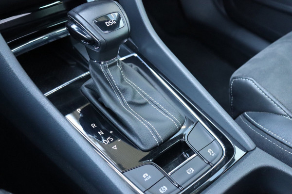 Škoda Kodiaq 1.5 TSI Sportline Business org.NL schuifdak trekhaak el.klep canton leer+verw. camera
