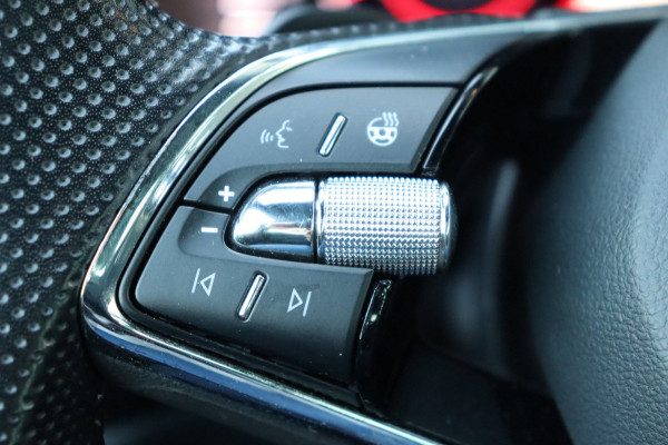 Škoda Kodiaq 1.5 TSI Sportline Business org.NL schuifdak trekhaak el.klep canton leer+verw. camera