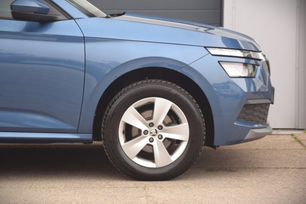 Škoda Kamiq 1.0 TSI Ambition TREKHAAK WEGKLAPBAAR/PARKEERSENSOREN ACHTER/APPLE CARPLAY