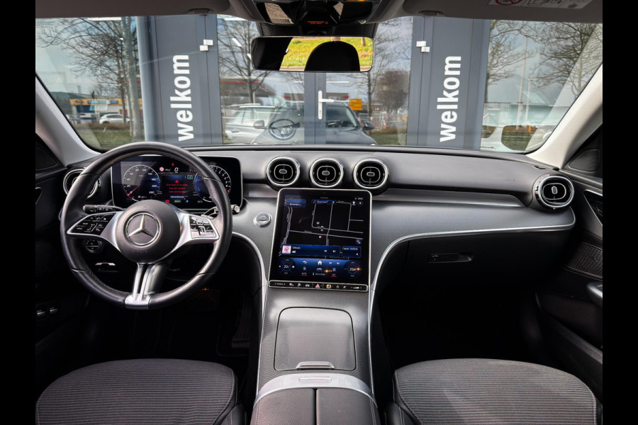Mercedes-Benz C-Klasse Estate 300 e Luxury Line|Trekhaak|CarPlay|Camera|Ambiance