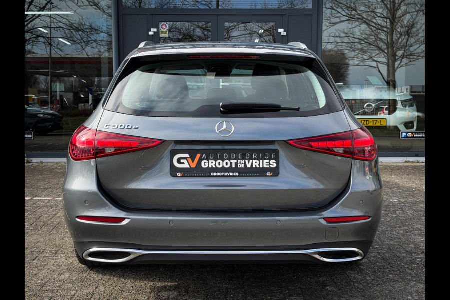 Mercedes-Benz C-Klasse Estate 300 e Luxury Line|Trekhaak|CarPlay|Camera|Ambiance