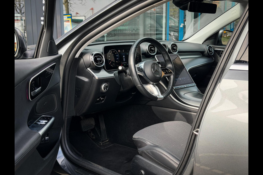 Mercedes-Benz C-Klasse Estate 300 e Luxury Line|Trekhaak|CarPlay|Camera|Ambiance